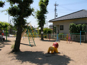 写真：慈光堂遊園地の状況2