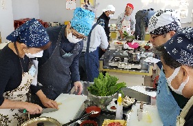 おとこの料理教室　講座の様子