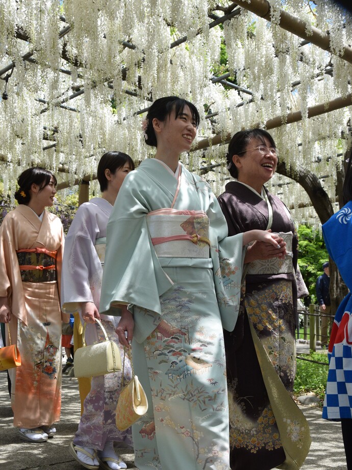 第26回嫁見まつりの様子