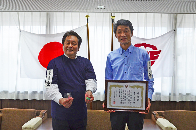 間宮克英さんと澤田市長の写真