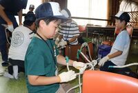 写真:ロープ結索の様子