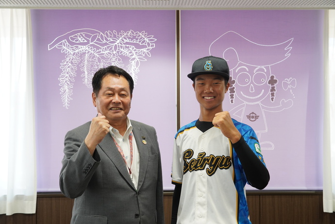 海沼旺甫さんと澤田市長の写真