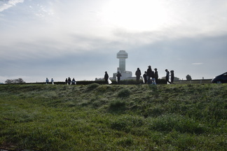 すいとぴあ江南付近を清掃する写真