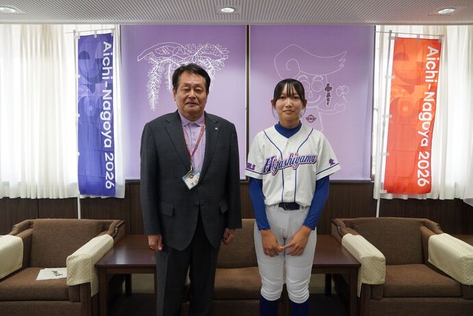 澤田市長と加藤寧々さんの写真